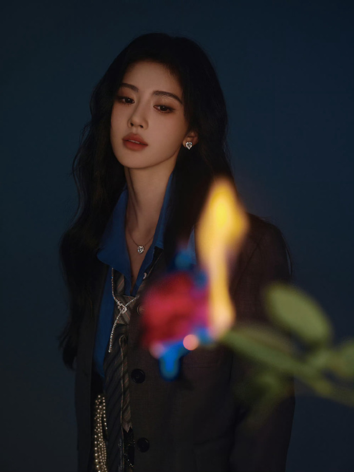 鞠婧祎巔峰之夜造型